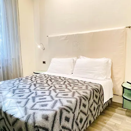 Отель Tirsus 3*