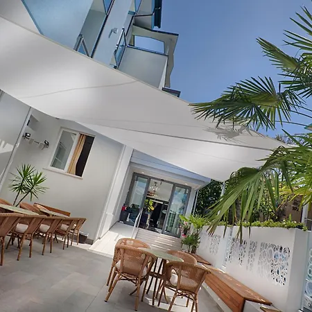 Tirsus Беллария-Иджеа-Марина