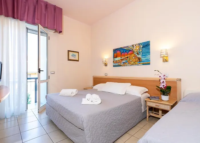 Hotel Tirsus 3*