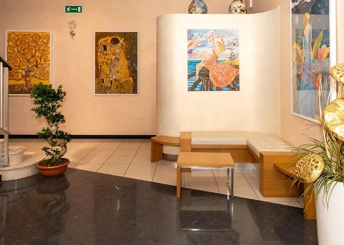 Tirsus Hotel 3*