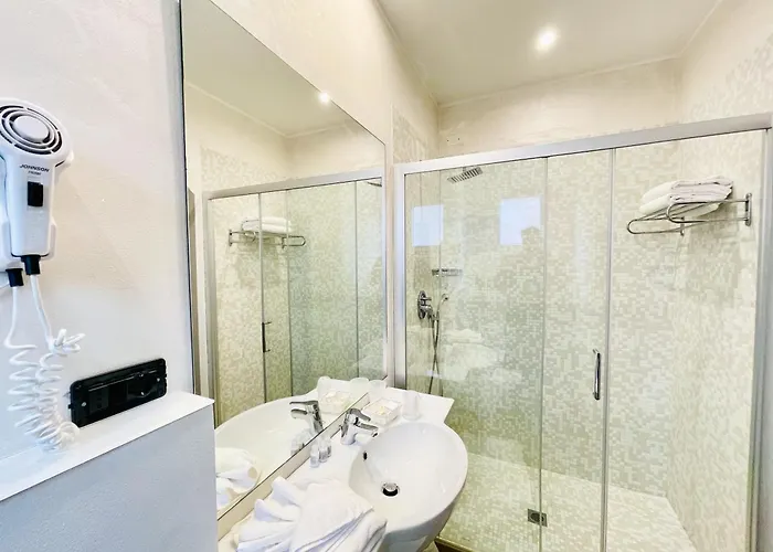 Hotel Tirsus 3*