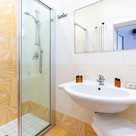 Hotel Tirsus