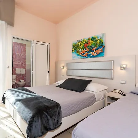 Hotell Tirsus 3*