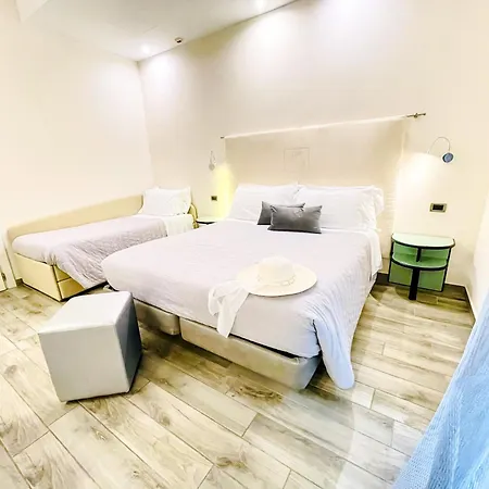 Tirsus Hotel 3*