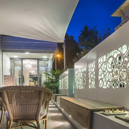 Tirsus Hotel 3*