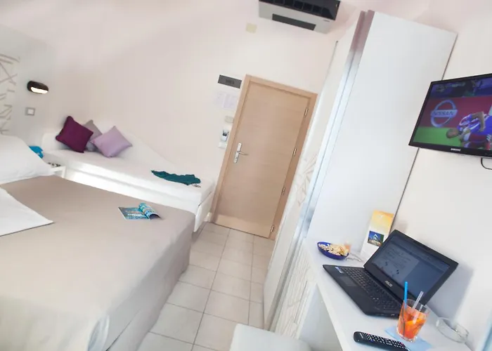 Hotell Tirsus Bellaria-Igea Marina